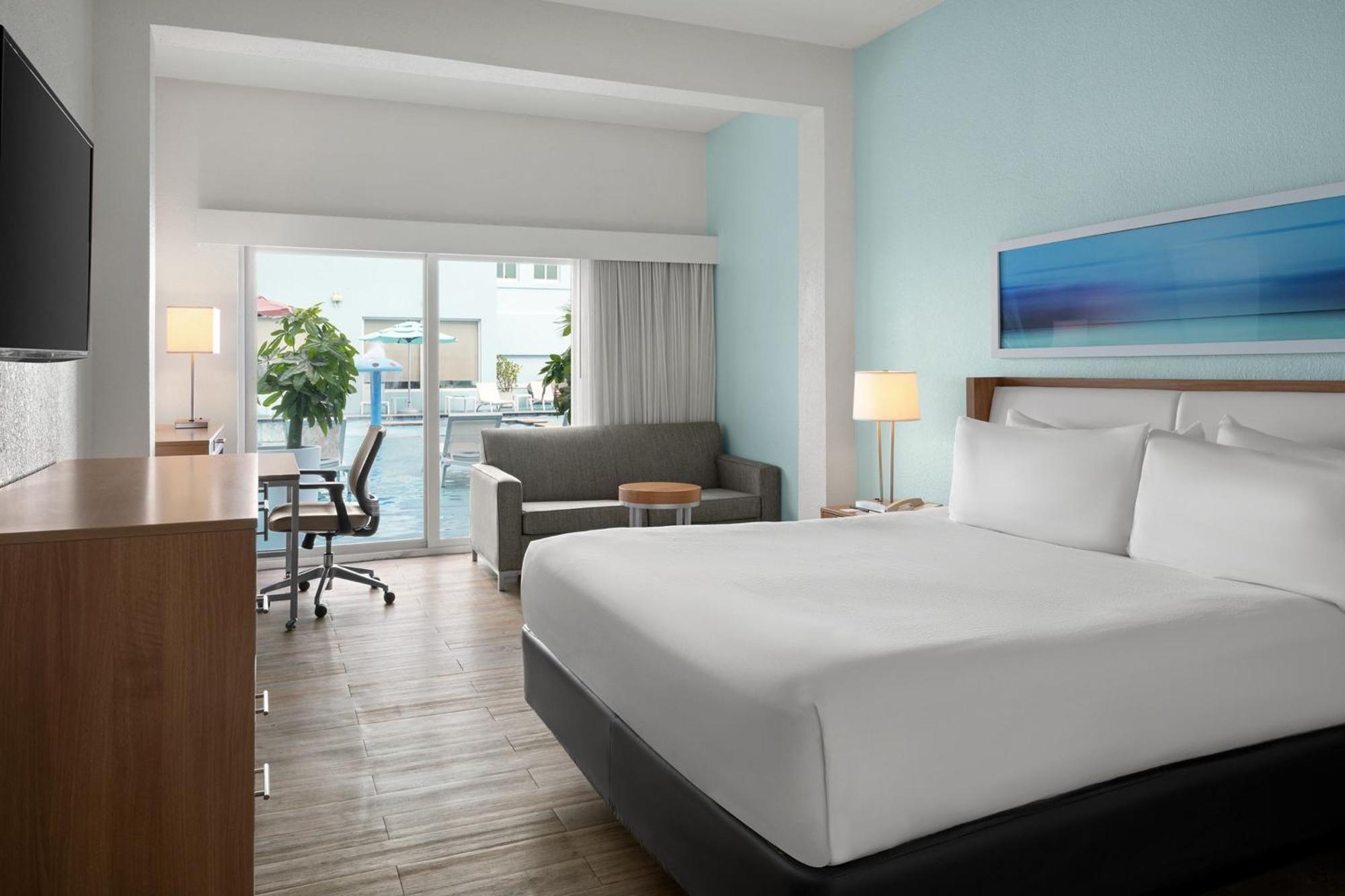 Courtyard By Marriott Nassau Downtown/Junkanoo Beach Dış mekan fotoğraf