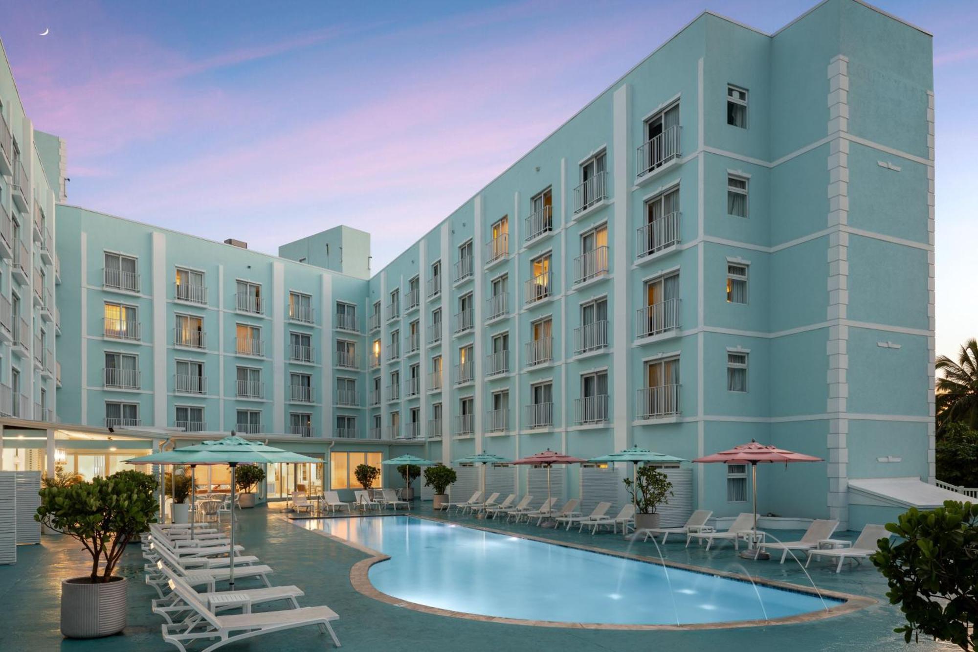 Courtyard By Marriott Nassau Downtown/Junkanoo Beach Dış mekan fotoğraf