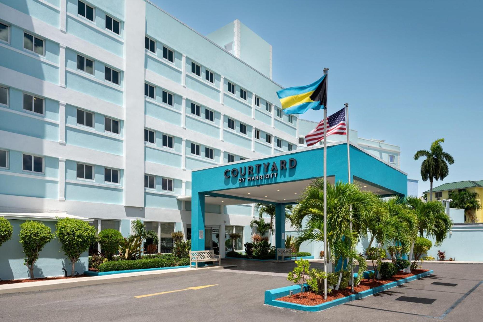 Courtyard By Marriott Nassau Downtown/Junkanoo Beach Dış mekan fotoğraf