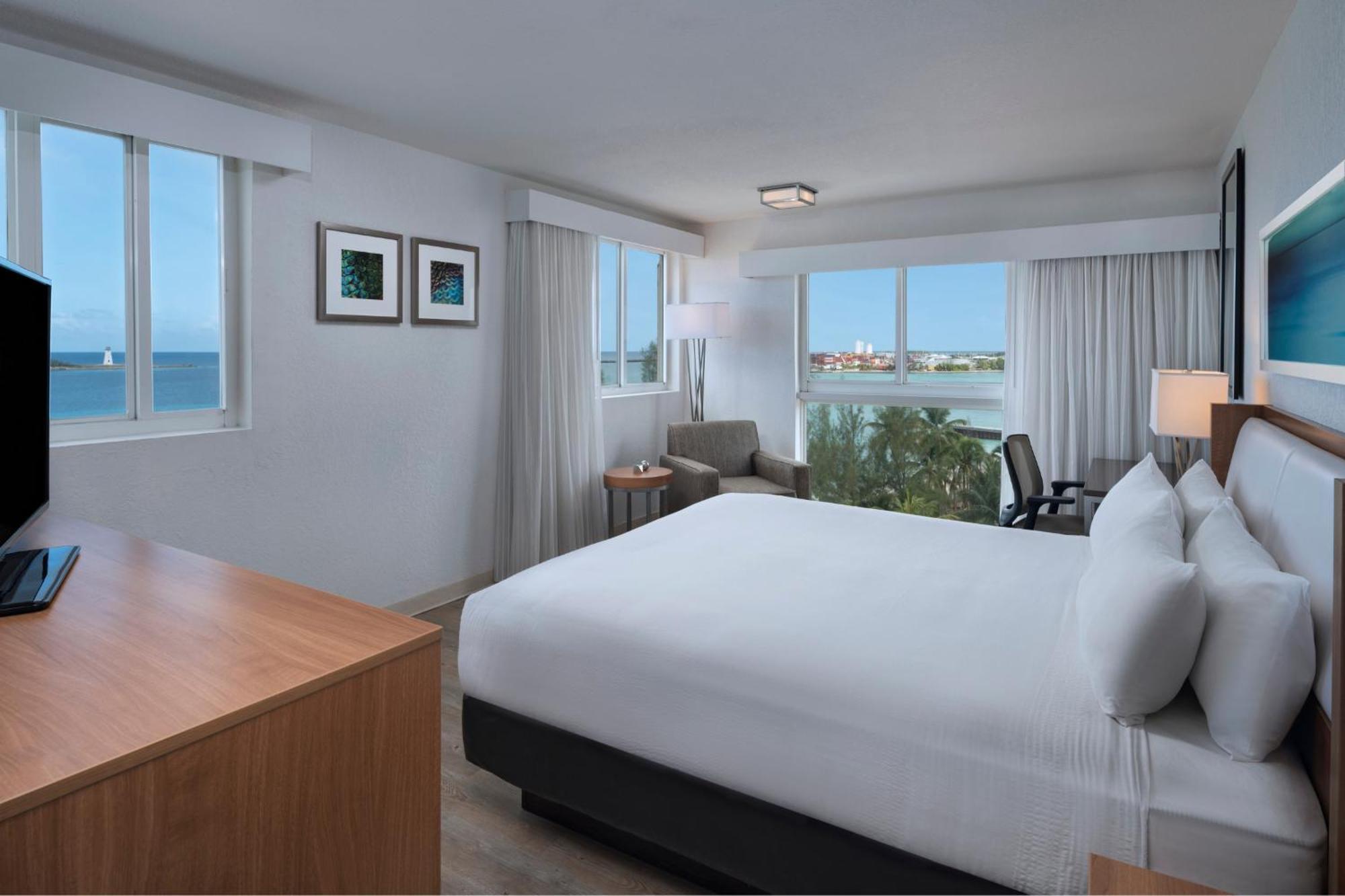 Courtyard By Marriott Nassau Downtown/Junkanoo Beach Dış mekan fotoğraf