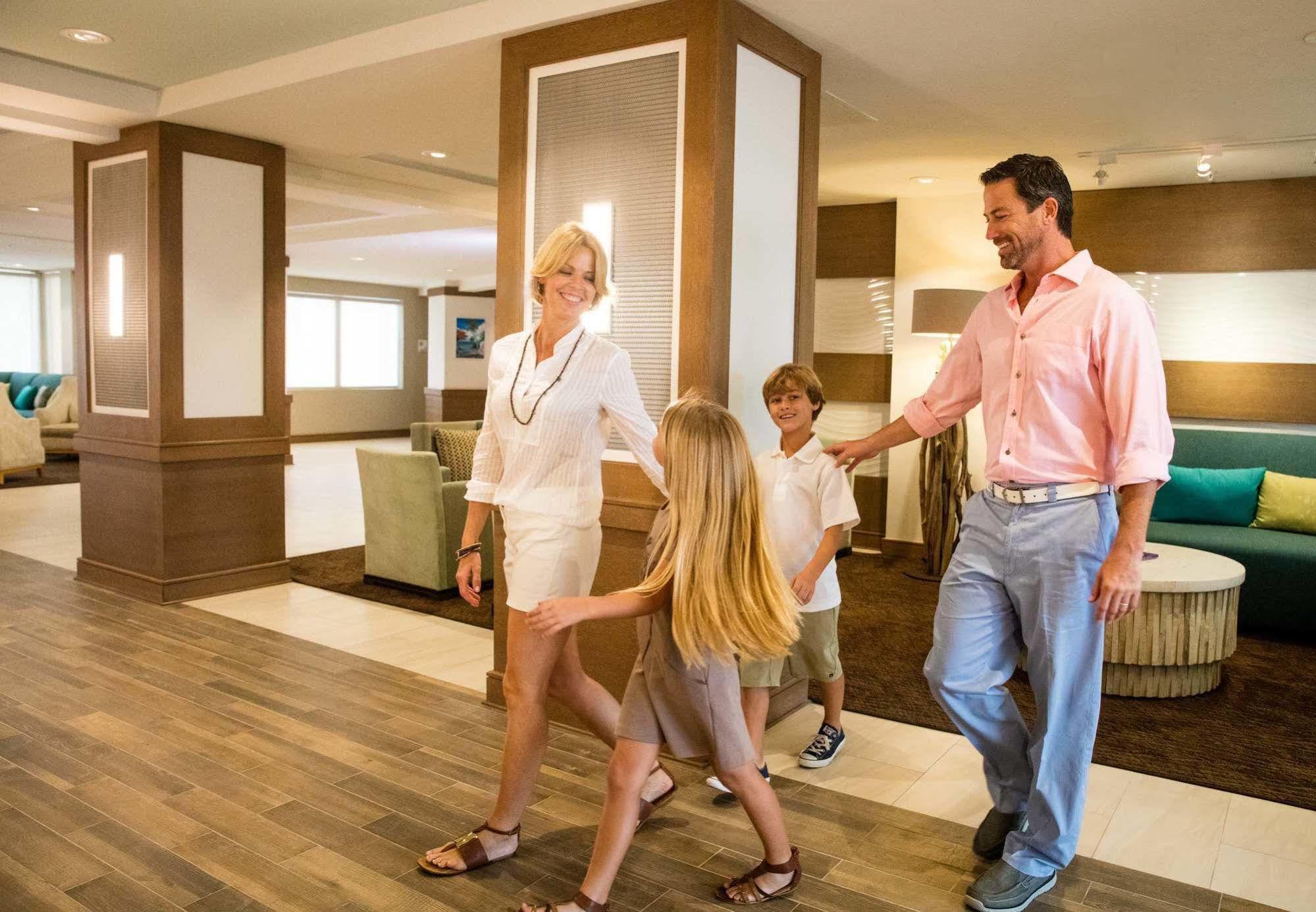 Courtyard By Marriott Nassau Downtown/Junkanoo Beach Dış mekan fotoğraf